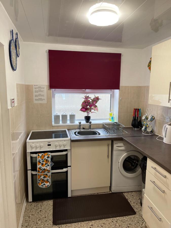 "The Italian" Seafront Apartment Eastbourne Exteriör bild